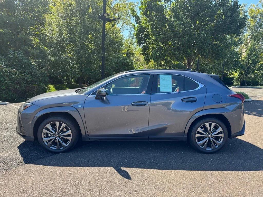 lexus ux hybrid 2024 JTHR9JBH9R2075012 image lexus ux hybrid 2024 JTHR9JBH9R2075012 image
